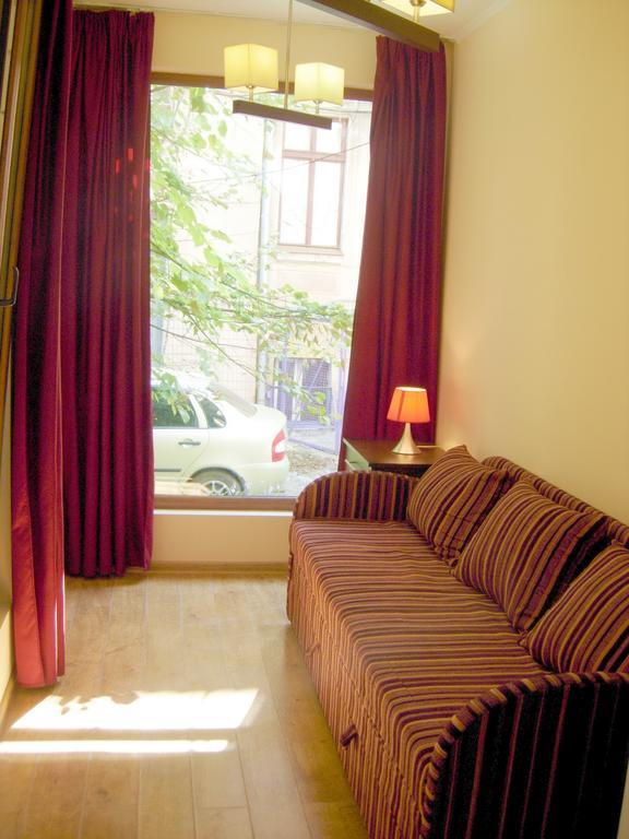 Apartment On Pushkinskaya 16 Odesa Room photo